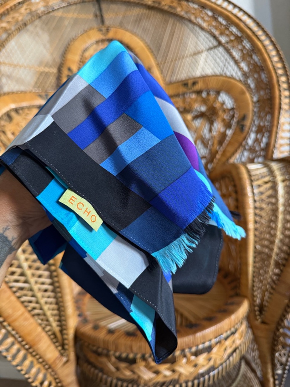 Echo Multicolor Geometric Scarf
